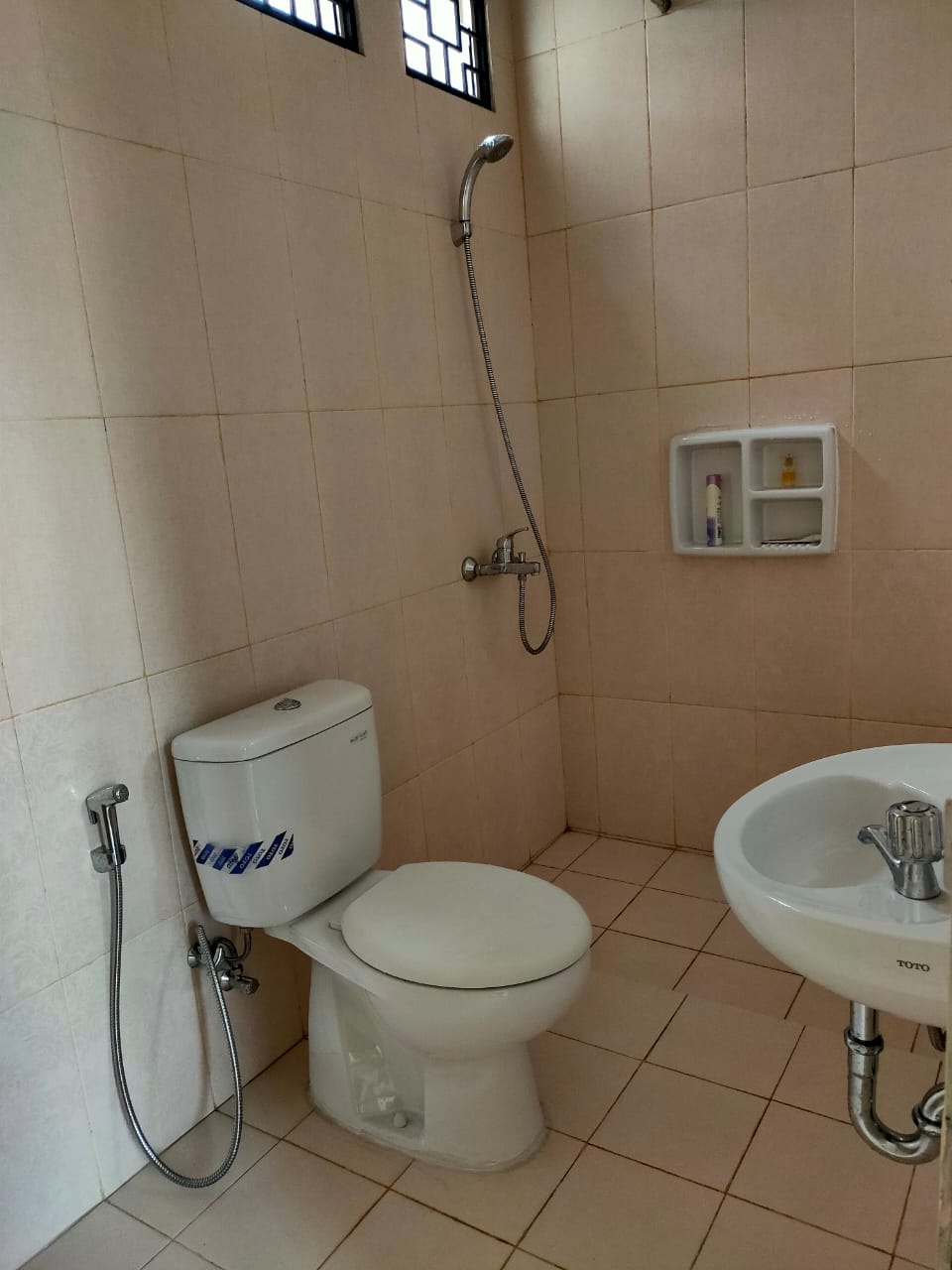 Rumah Dijual di Cluster Ambrosia Lippo Cikarang